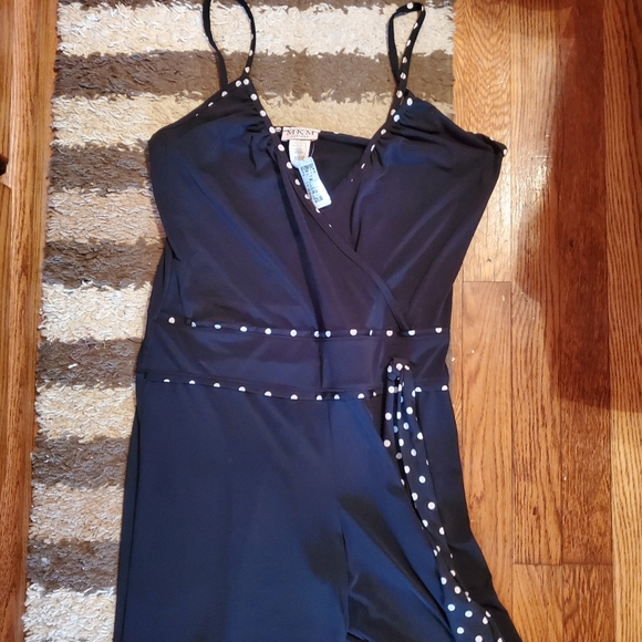 Jumpsuit - Picture 2 of 10